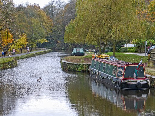 Walk: Halifax Canal Circular Walk