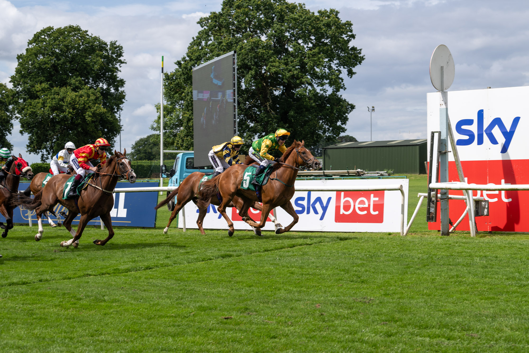 Fun in the Sun at the Go Racing In Yorkshire Summer Festival
