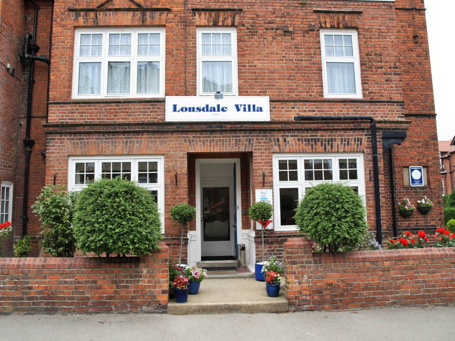 Lonsdale Villa