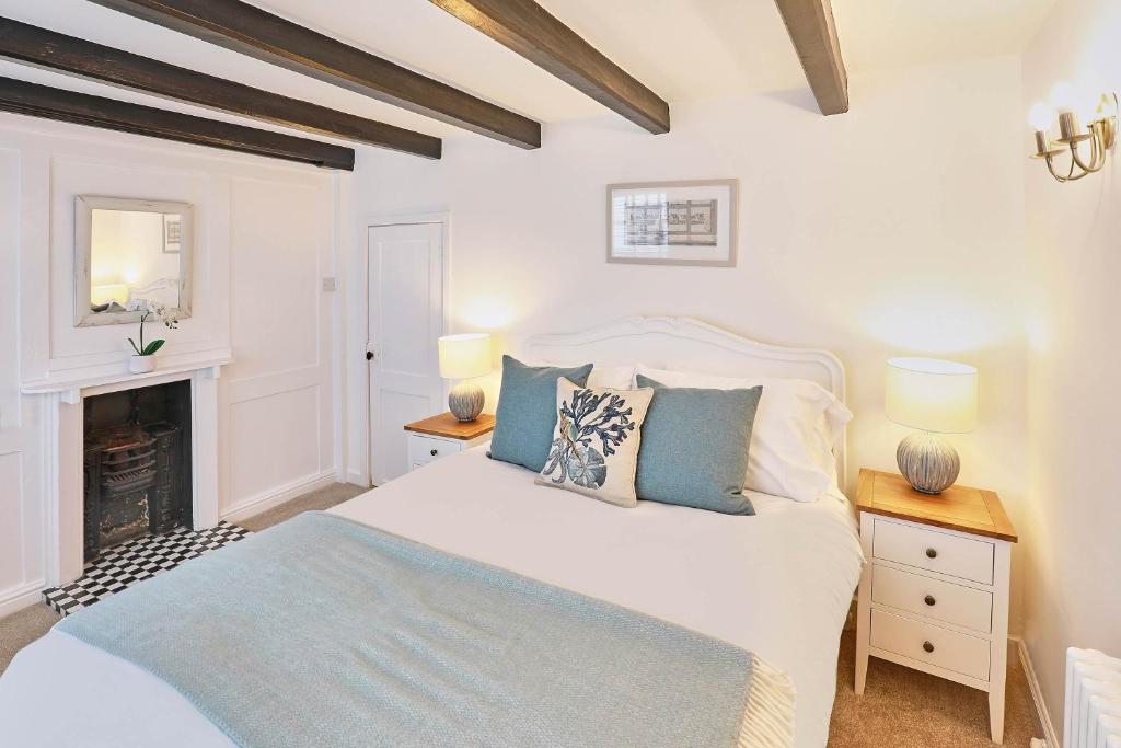 Host & Stay - Mast Cottage