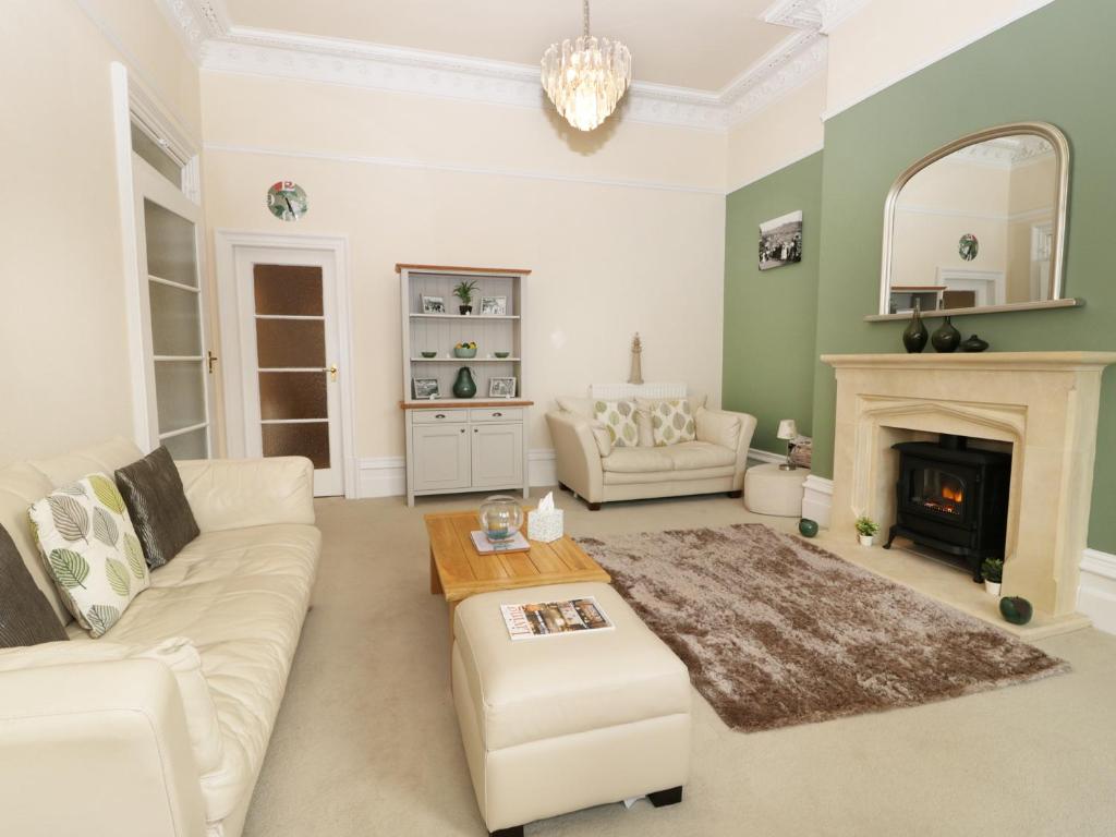 Archie's Anchor, Scarborough