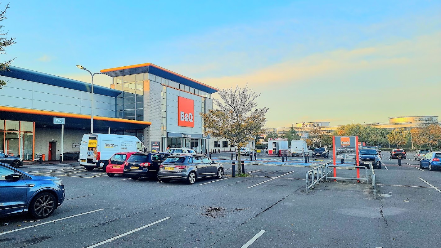 B&Q Car Park