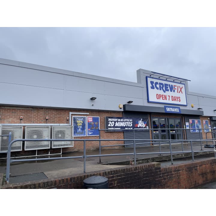 Screwfix Bradford - Bowling