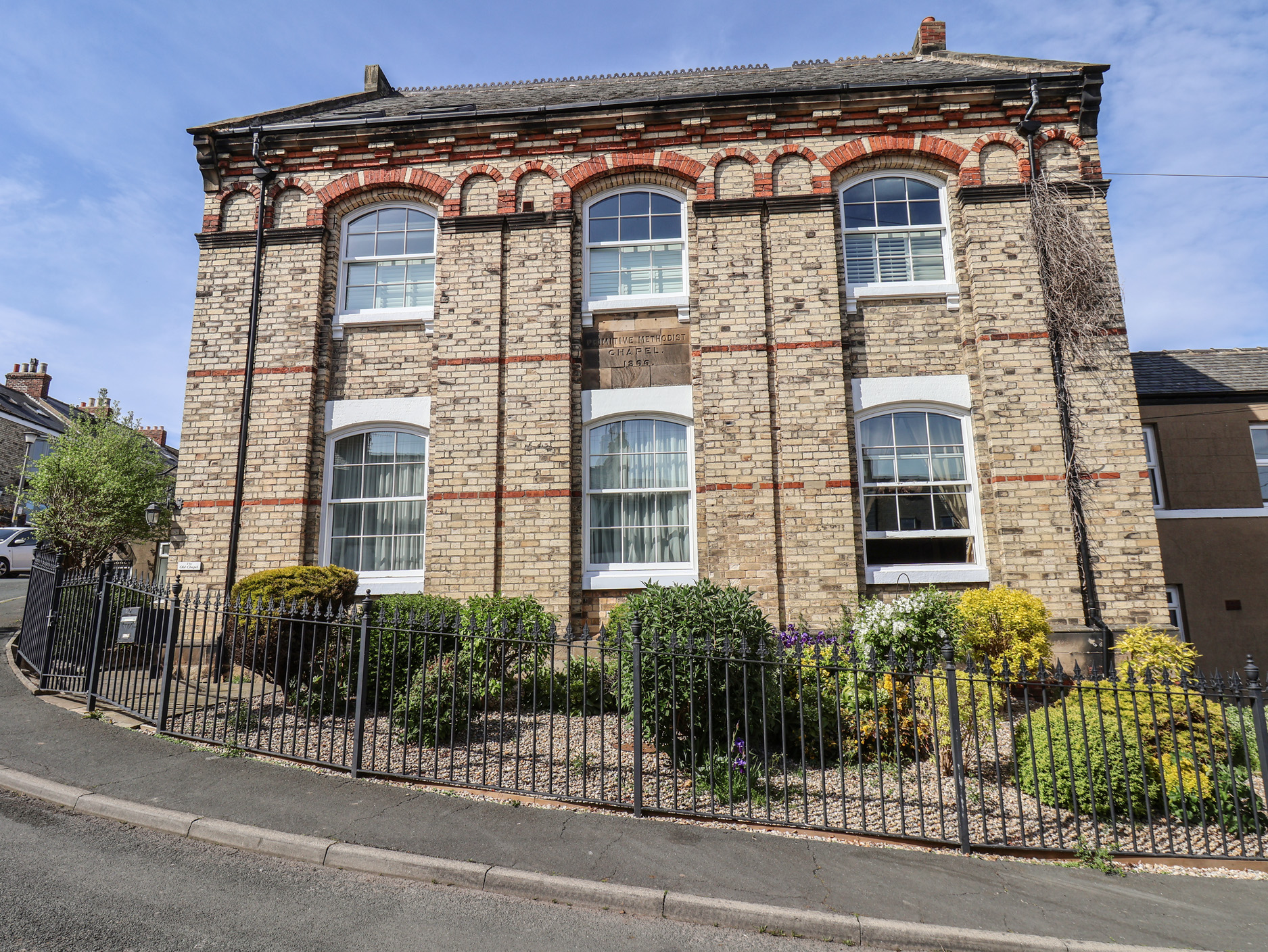 Flat 2 The Old Chapel