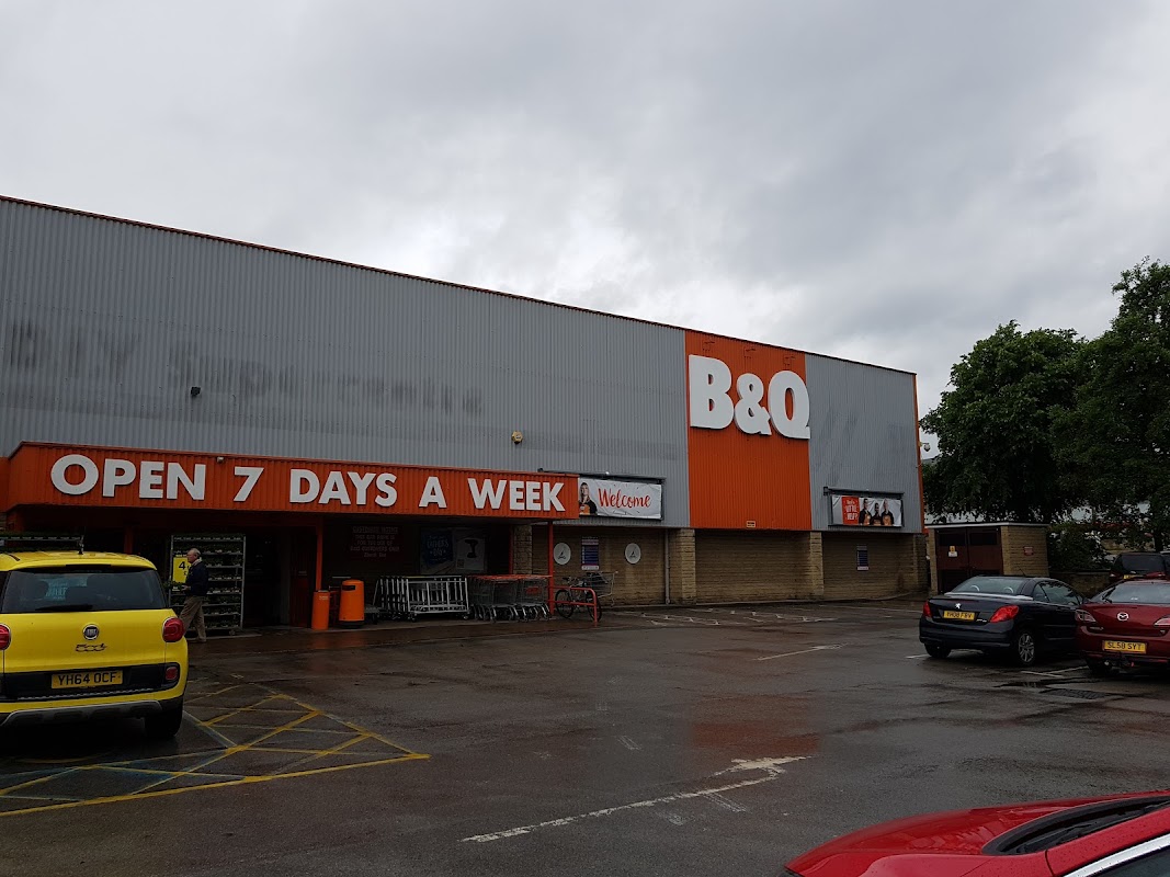 B&Q Dewsbury