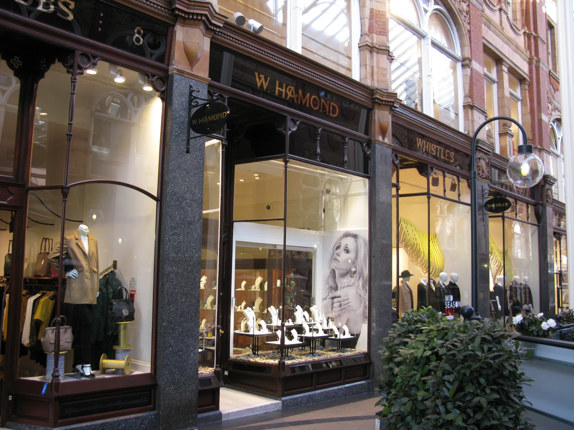 W Hamond - Victoria Quarter