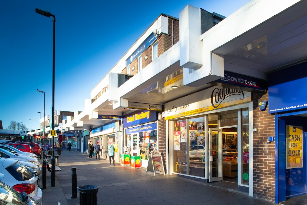 Bramley Shopping Centre - A Shopping Centre In Farsley