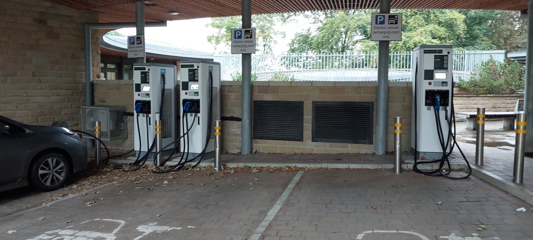 Connected Kerb Charging Station