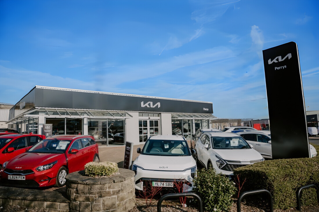 Perrys Huddersfield Kia
