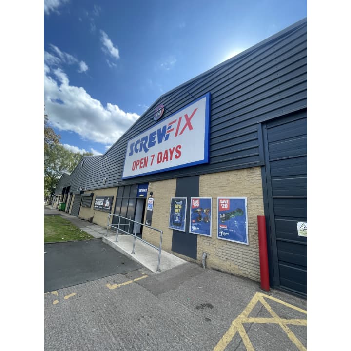 Screwfix Huddersfield - Birkby