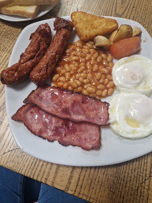 Karpaty Bakery, Hull (Newland Avenue)