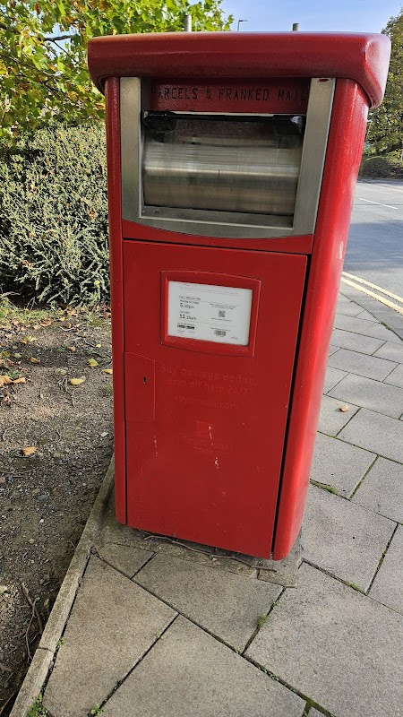 Royal Mail Parcel Postbox