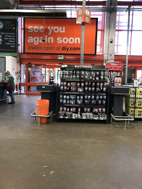 B&Q Leeds - Beeston Ring Road