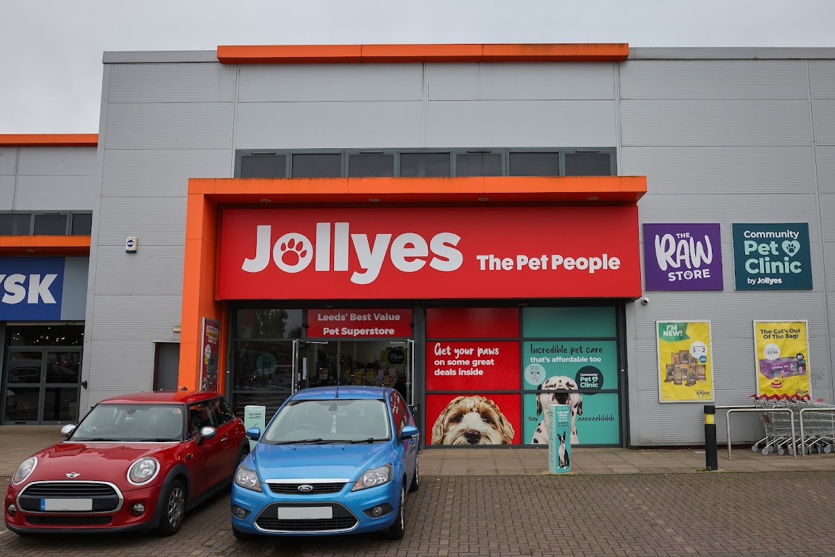 Jollyes - The Pet People Leeds