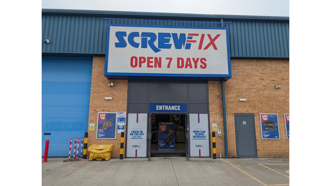 Screwfix Leeds - Stourton