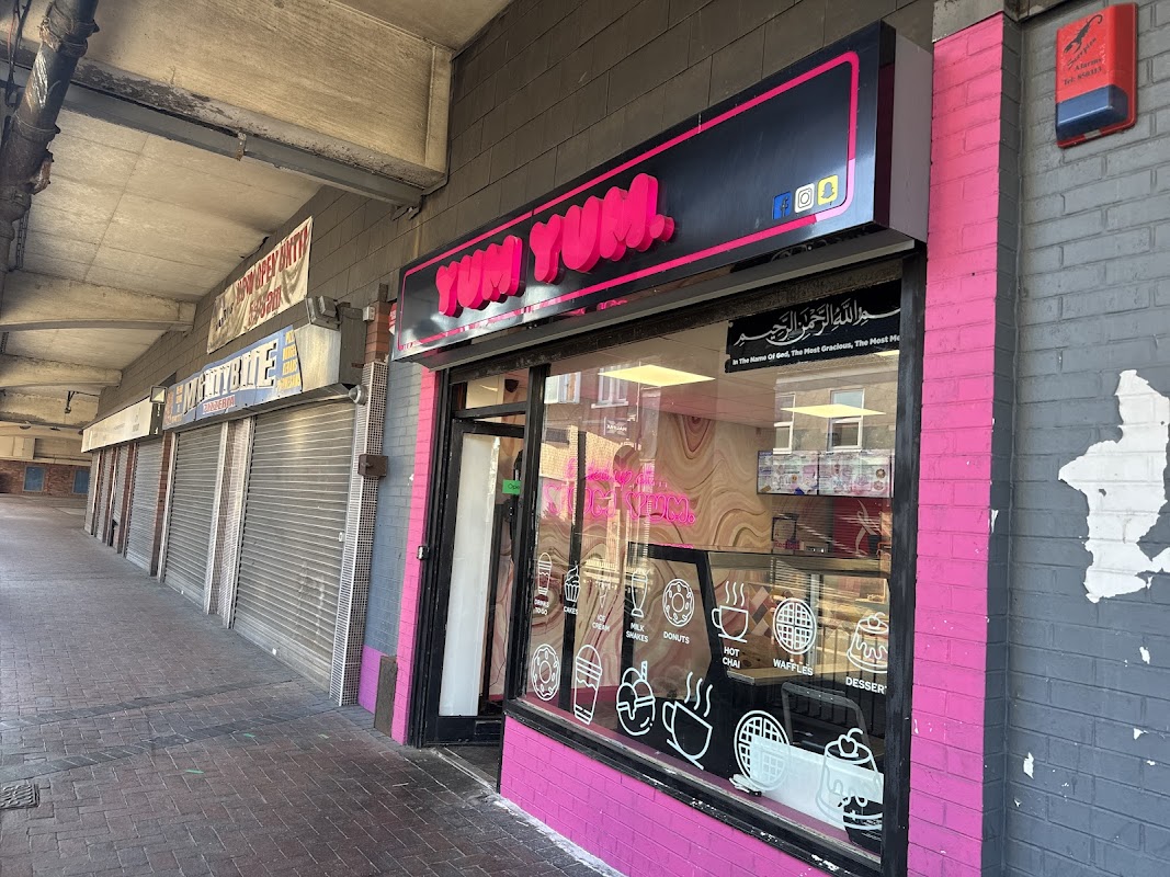 Yum Yum Burgers & Desserts