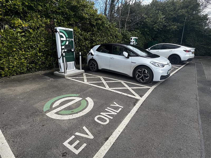 evyve Charging Station