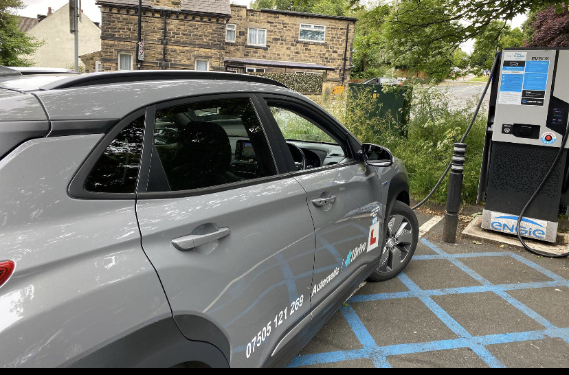 GeniePoint Charging Station