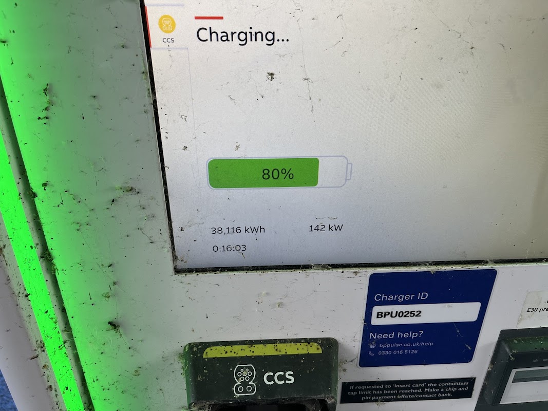 bp pulse Charging Station