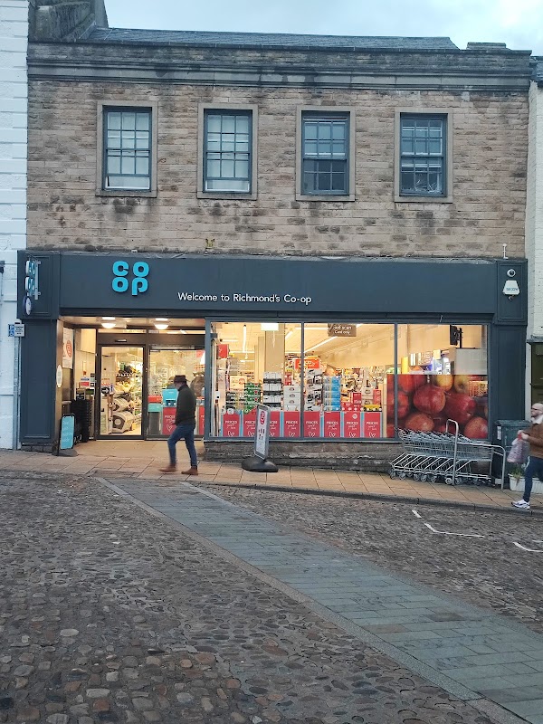 Co-op Food - Richmond - Market Place