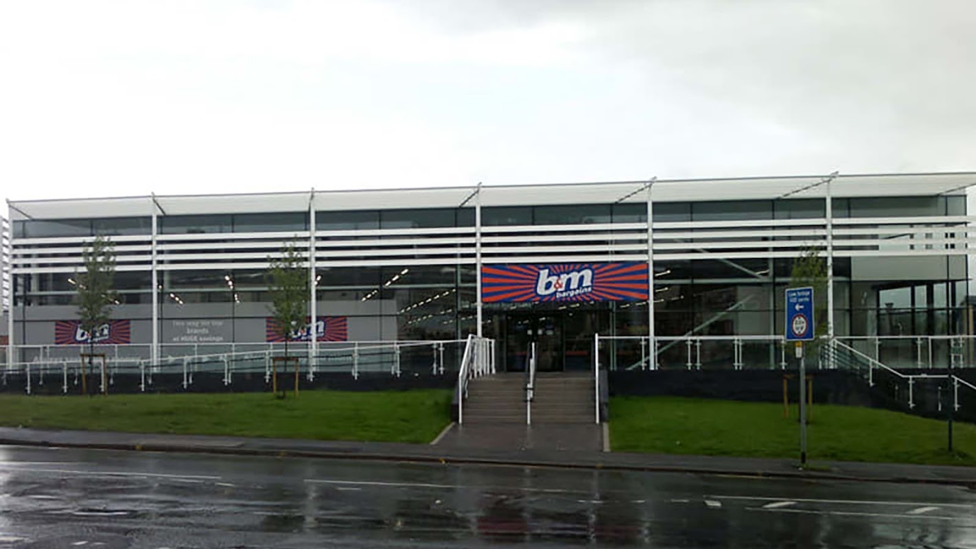 B&M Store