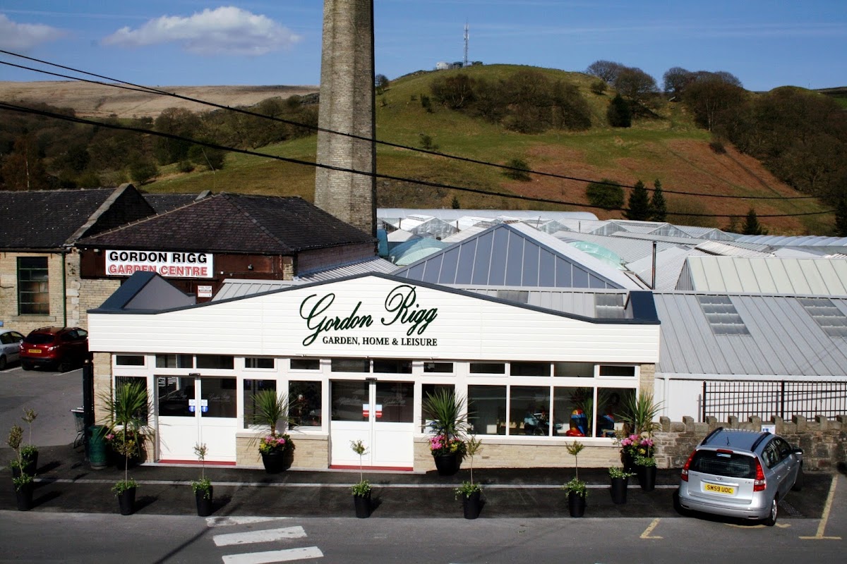 Gordon Rigg Garden, Home & Leisure & Rigg's Farm Shop (Todmorden)