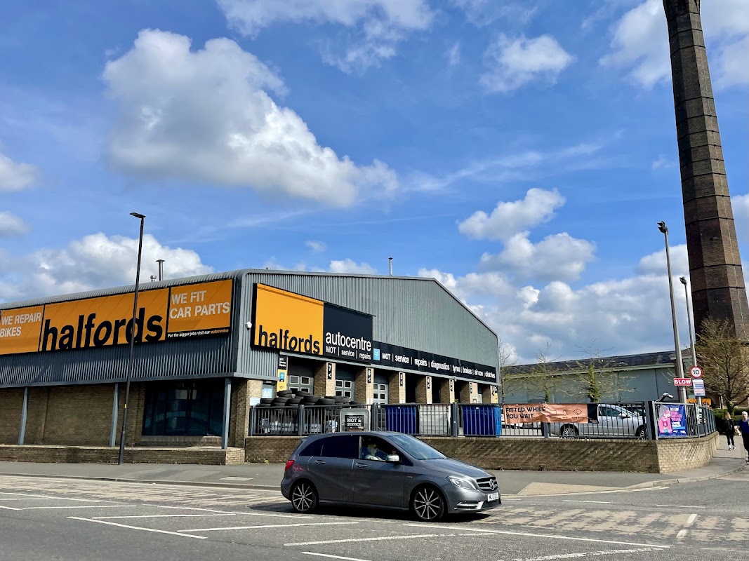Halfords - York Fosse