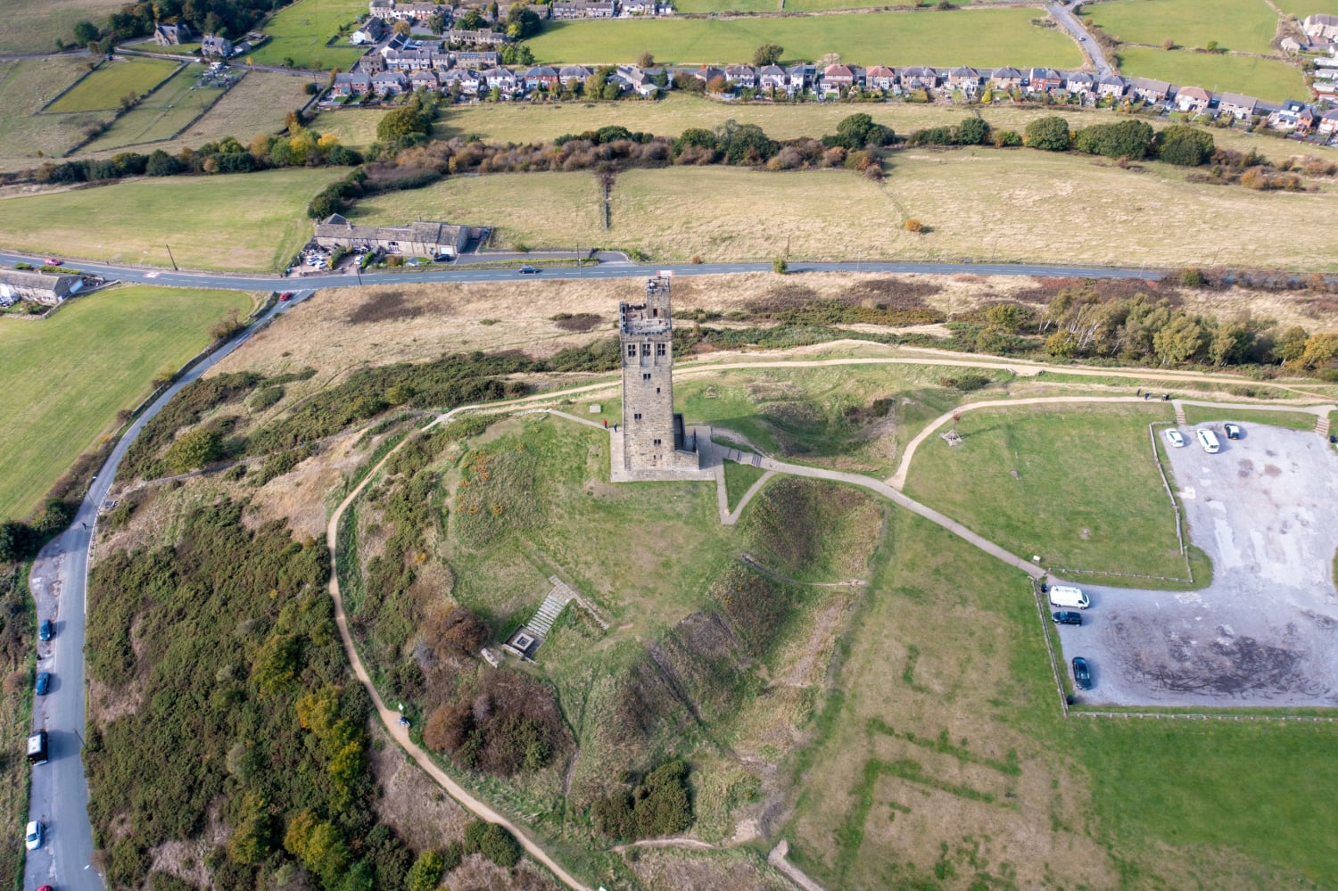 Walk: Castle Hill, Huddersfield
